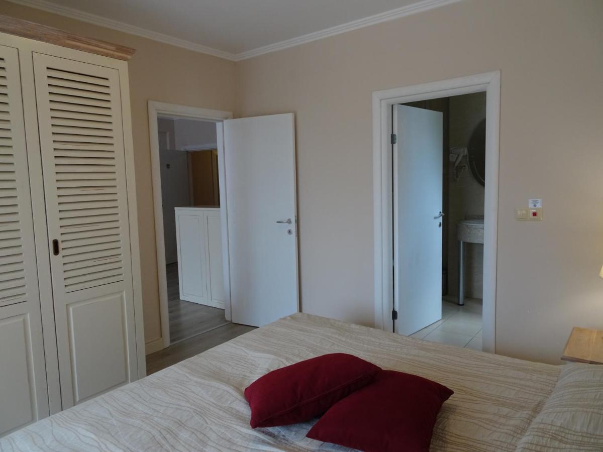 Private Apartments In White Rock Castle Μπαλτσίκ Εξωτερικό φωτογραφία