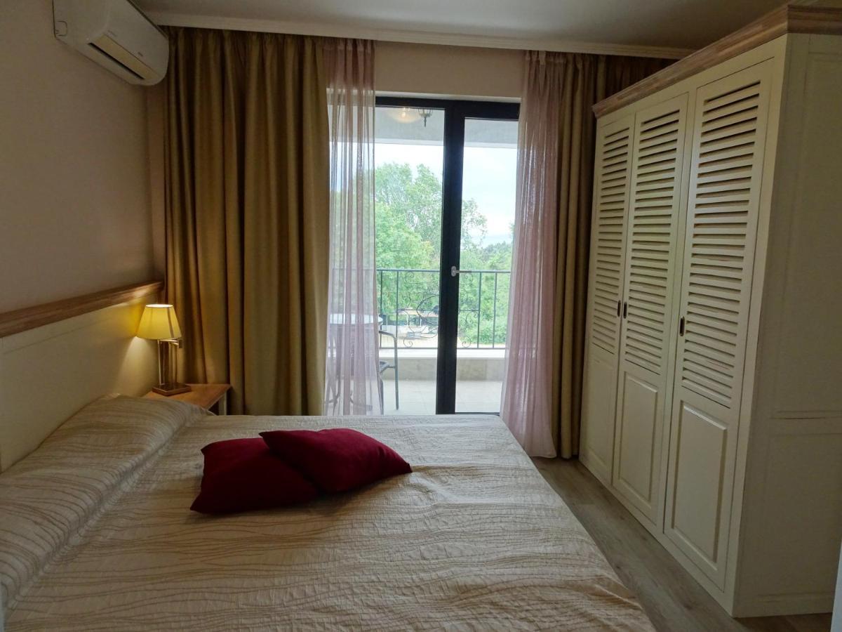 Private Apartments In White Rock Castle Μπαλτσίκ Εξωτερικό φωτογραφία