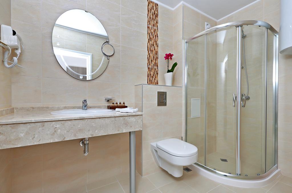 Private Apartments In White Rock Castle Μπαλτσίκ Δωμάτιο φωτογραφία