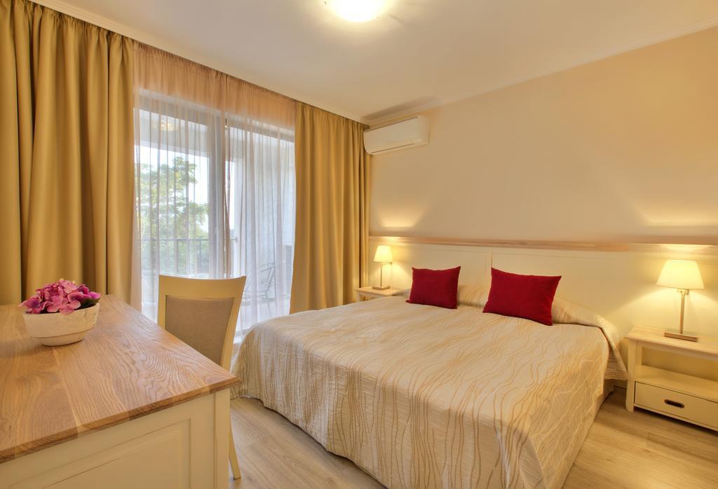 Private Apartments In White Rock Castle Μπαλτσίκ Δωμάτιο φωτογραφία